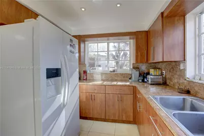 4995 Ponce De Leon /1050 Sistina Avenue, Coral Gables, FL 33146 - Photo 38