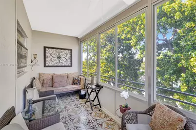 4000 NW 44th Ave #405, Lauderdale Lakes, FL 33319 - Photo 6