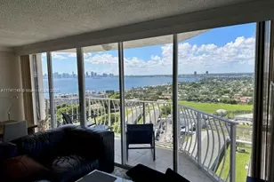 7601 E Treasure Dr, North Bay Village, FL 33141 - Photo 6