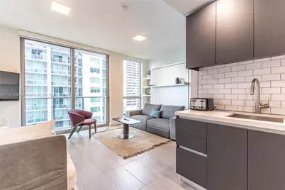227 NE 2nd St #2610, Miami, FL 33132 - Photo 8