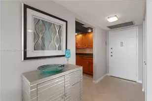 800 Parkview Dr, Hallandale Beach, FL 33009 - Photo 14