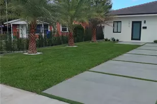 1819 NE 182nd St, North Miami Beach, FL 33162 - Photo 6