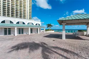 16485 Collins Ave, Sunny Isles Beach, FL 33160 - Photo 36