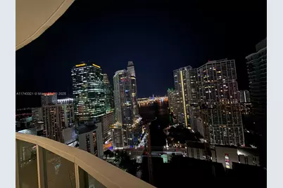 31 SE 5th St #3916, Miami, FL 33131 - Photo 18