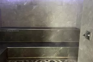 31 SE 5th St, Miami, FL 33131 - Photo 54