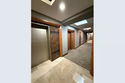 31 SE 5th St #3916, Miami, FL 33131 - Photo 10