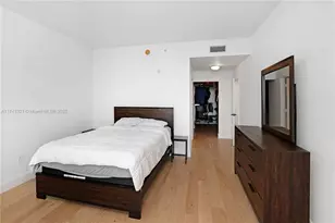 31 SE 5th St, Miami, FL 33131 - Photo 40