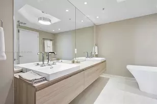 17301 Biscayne Blvd, North Miami Beach, FL 33160 - Photo 52