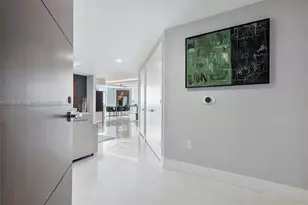 17301 Biscayne Blvd, North Miami Beach, FL 33160 - Photo 2