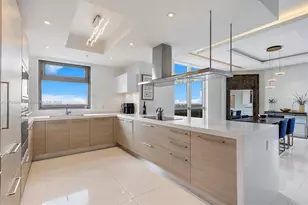 17301 Biscayne Blvd, North Miami Beach, FL 33160 - Photo 22