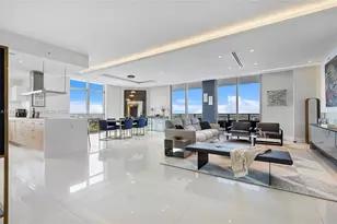 17301 Biscayne Blvd, North Miami Beach, FL 33160 - Photo 8