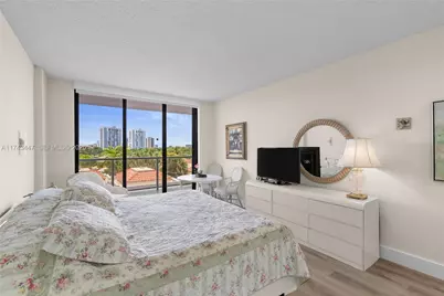 20281 E Country Club Dr #403, Aventura, FL 33180 - Photo 26