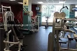 19390 Collins Ave, Sunny Isles Beach, FL 33160 - Photo 32