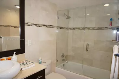 19390 Collins Ave #PH-26, Sunny Isles Beach, FL 33160 - Photo 22