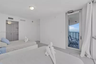 1750 N Bayshore Dr #1602, Miami, FL 33132 - Photo 28