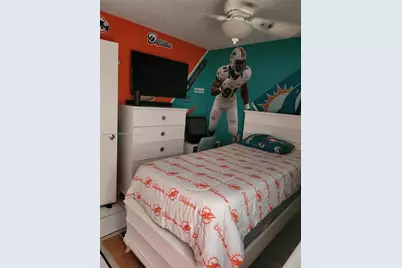 6771 NW 199th Ter, Hialeah, FL 33015 - Photo 4