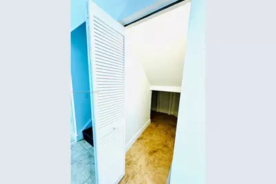 41 SE 5th St #808, Miami, FL 33131 - Photo 14