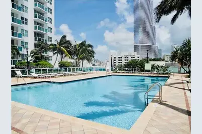41 SE 5th St #808, Miami, FL 33131 - Photo 36