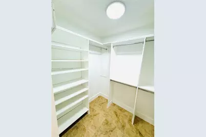 41 SE 5th St #808, Miami, FL 33131 - Photo 22
