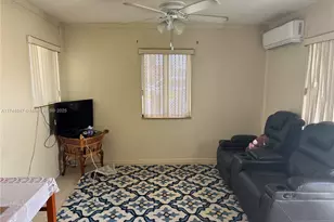 655 NE 135th St, North Miami, FL 33161 - Photo 2