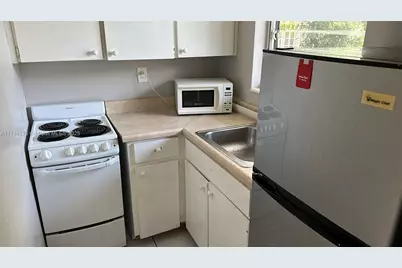 90 Isle Of Venice Dr #1, Fort Lauderdale, FL 33301 - Photo 4