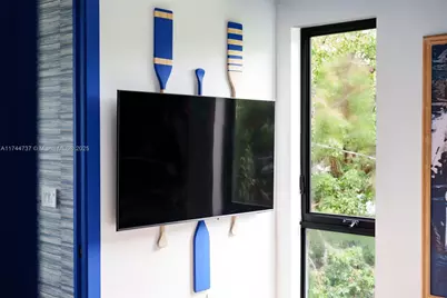 408 NW 52nd St, Miami, FL 33127 - Photo 58