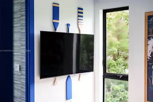 408 NW 52nd St, Miami, FL 33127 - Photo 58