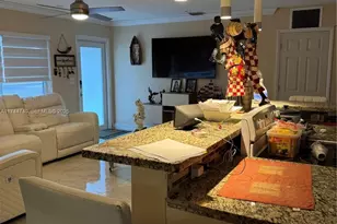 2770 NW 164th Terrace, Miami Gardens, FL 33054 - Photo 2