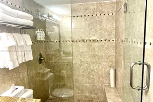 19201 Collins Ave, Sunny Isles Beach, FL 33160 - Photo 12