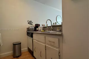 1225 NE 124th St, North Miami, FL 33161 - Photo 6