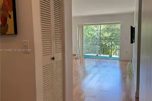 1225 NE 124th St, North Miami, FL 33161 - Photo 4