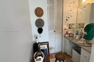 1225 NE 124th St, North Miami, FL 33161 - Photo 22