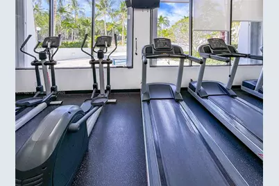 100 Bayview Dr #721, Sunny Isles Beach, FL 33160 - Photo 22