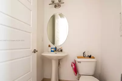 686 NE 191st Ter, Miami, FL 33179 - Photo 12