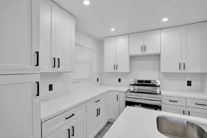 1628 NE 7th Ave, Fort Lauderdale, FL 33305 - Photo 8