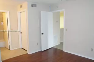 [Address not provided], Pompano Beach, FL 33069 - Photo 12