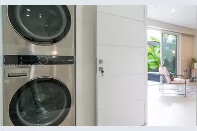 1310 NE 117th Ter #2, Miami, FL 33161 - Photo 36