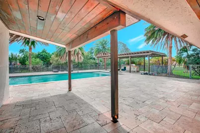 17500 SW 68th Ct, Southwest Ranches, FL 33331 - Photo 30