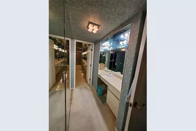 5757 Collins Ave #1902, Miami Beach, FL 33140 - Photo 12