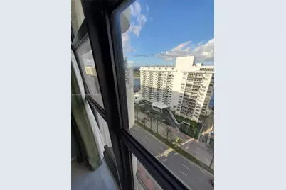 5757 Collins Ave #1902, Miami Beach, FL 33140 - Photo 14