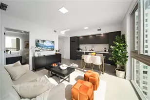 227 NE 2nd St, Miami, FL 33132 - Photo 2