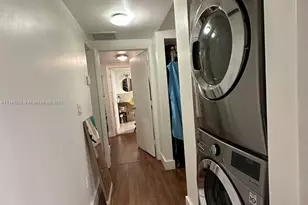 7025 Rue Granville, Miami Beach, FL 33141 - Photo 10