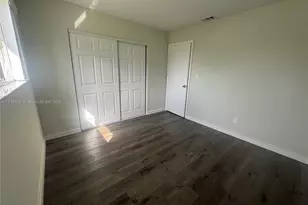 3425 NW 44th St, Oakland Park, FL 33309 - Photo 10