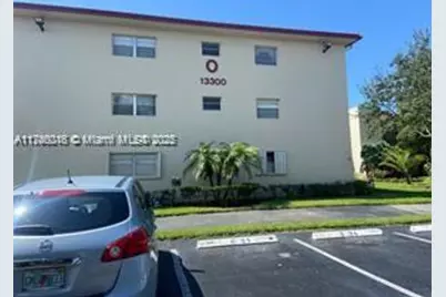 13300 SW 1st St #213O, Pembroke Pines, FL 33027 - Photo 2