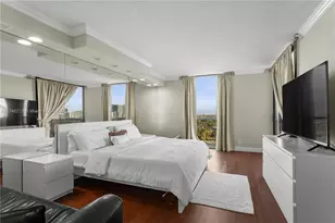 3600 Yacht Club Dr, Aventura, FL 33180 - Photo 12