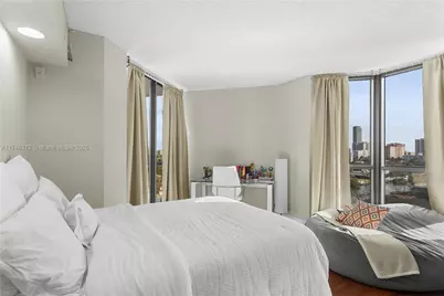 3600 Yacht Club Dr #902, Aventura, FL 33180 - Photo 18