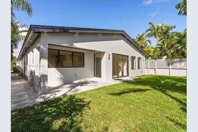 9073 Dickens Ave, Surfside, FL 33154 - Photo 12