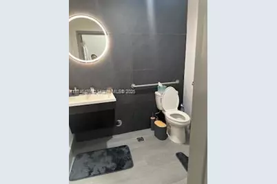 8205 NW 12th St, Doral, FL 33126 - Photo 10