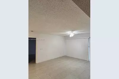 5001 Wiles Rd #101, Coconut Creek, FL 33073 - Photo 4