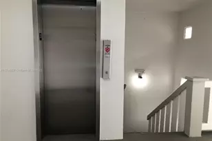 4806 NW 36th St, Lauderdale Lakes, FL 33319 - Photo 18